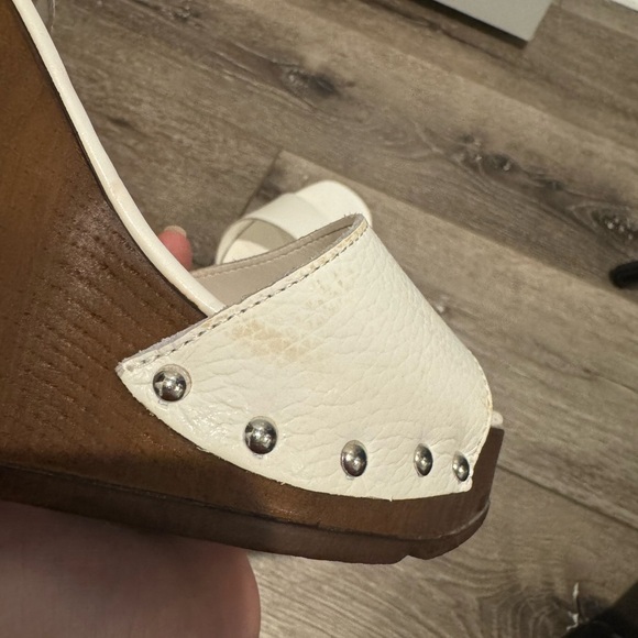 CHRISTIAN DI RICCIO WHITE LEATHER PLATFORM WEDGE SANDALS with studs 9.5 (41) - Picture 11 of 14